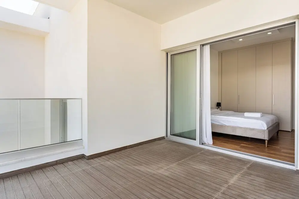 Лимассол: YAMAS Urban Living Pool Penthouse Marvel