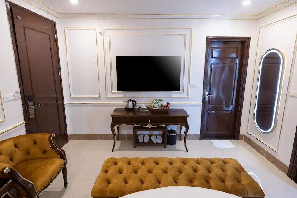 Ханой: Royal Hotel - Sai Dong - Long Biên