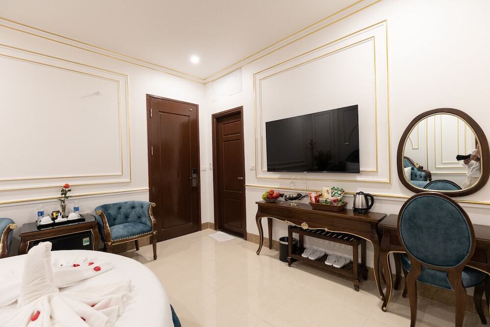 Ханой: Royal Hotel - Sai Dong - Long Biên