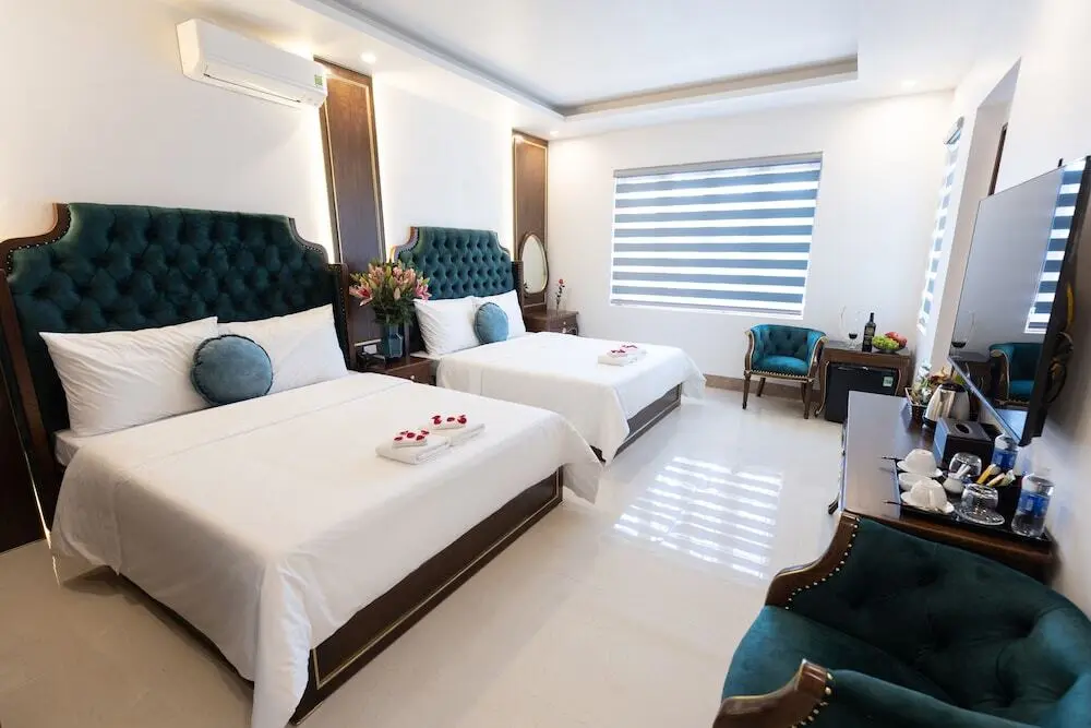 Ханой: Royal Hotel - Sai Dong - Long Biên