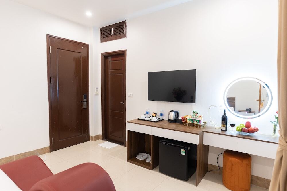 Ханой: Royal Hotel - Sai Dong - Long Biên