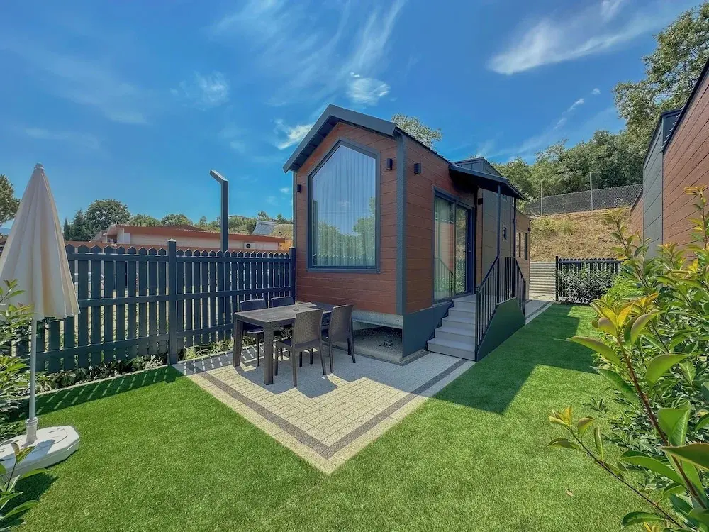 Увезпинар: Baronet Tiny House Boutique Hotel