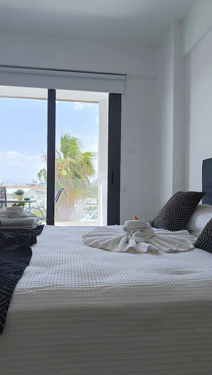 Ларнака: Larvella Estia Luxury Suites