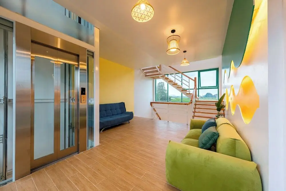 Хоа Лу: Room in Chalet - Trang An Ao Dai Homestay - Wooden House With Field View and Private Bathroom
