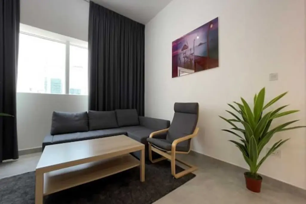 Абу-Даби: Cozy 1 BHK Furnished Apartment in Palette Tower in Tourist Club Area