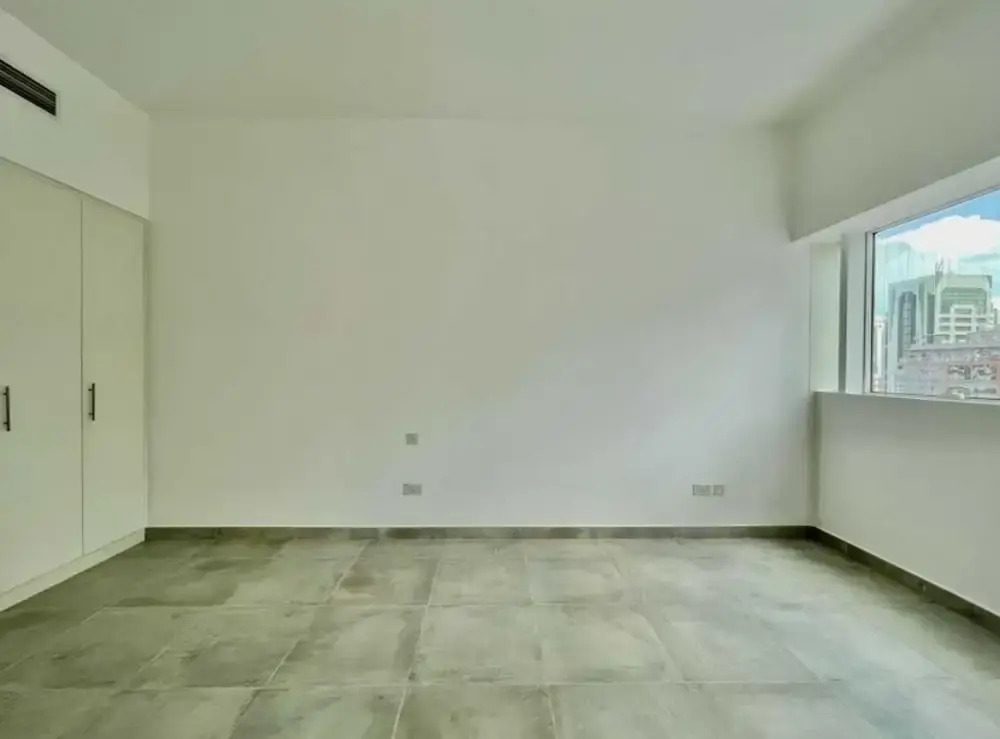 Абу-Даби: Cozy 1 BHK Apartment in Palette Tower in Tourist Club Area