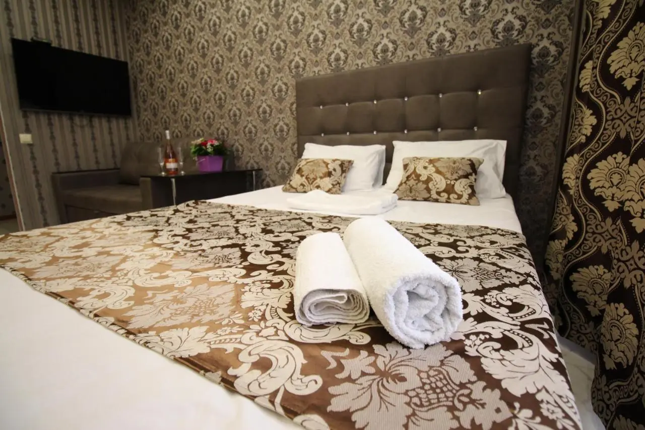 Сочи: Apartment in Madrid-3