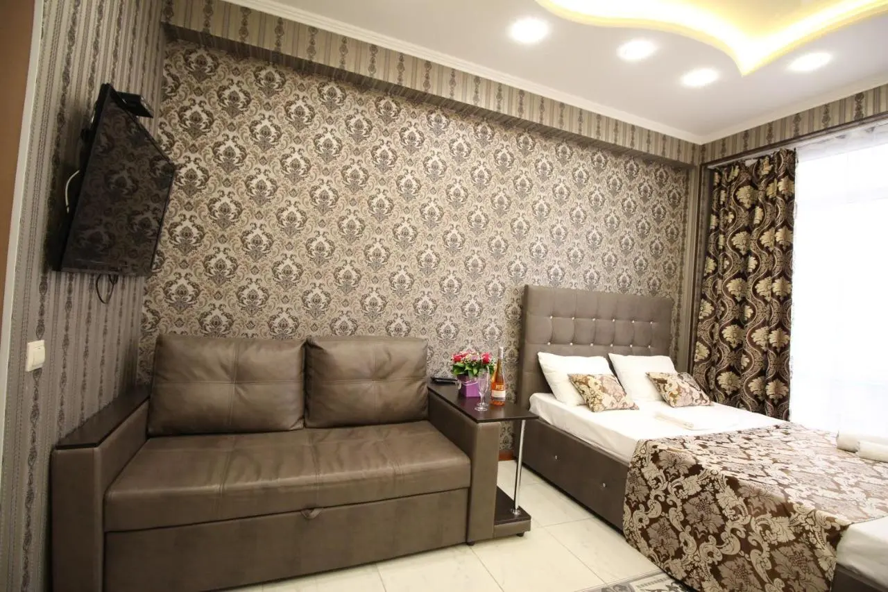 Сочи: Apartment in Madrid-3