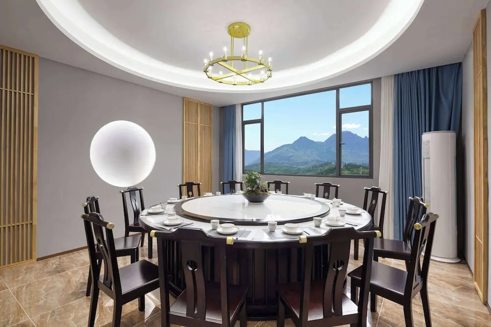 Пинсян: Days Inn by Wyndham Pingxiang Wugong Mountain