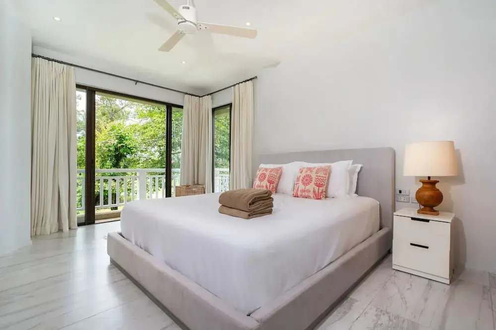 Тхаланг: Laguna 2BR Apartment 2223 in Allamanda 2