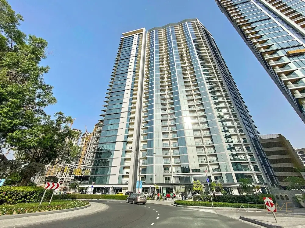 WelHome - Charming Apt With City Lights in Sobha Waves — фото 1
