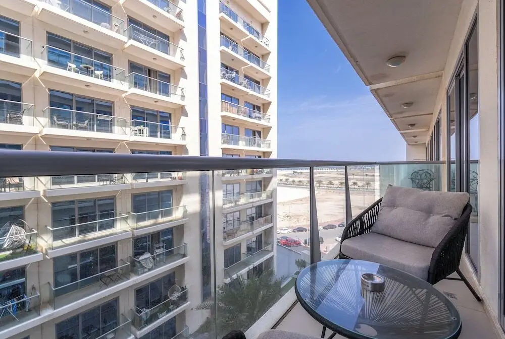NEW Listing Just Renovated Beach Laguna — фото 1