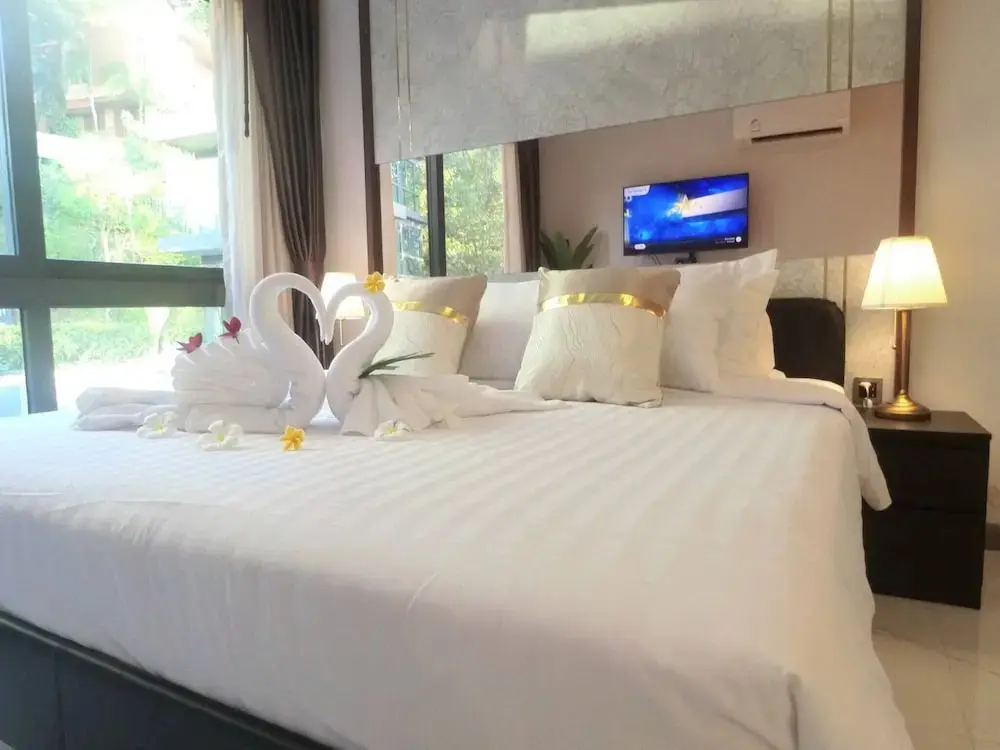 Краби: Sunset Plus Pool View 1 Bedroom at Ao Nang Beach