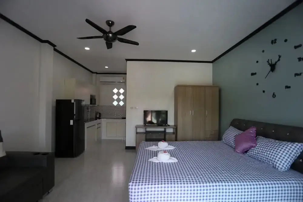 Районг: MB House Resort