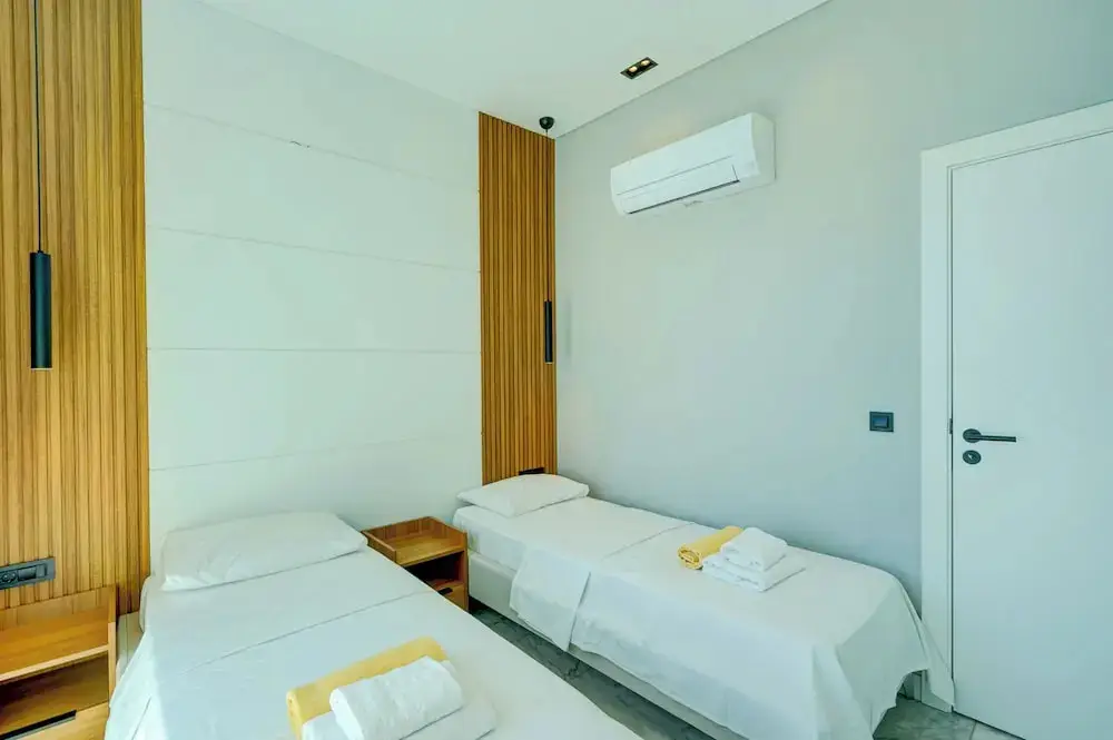 Исламлар: Neptune-2 PLANET LUXURY VILLAS