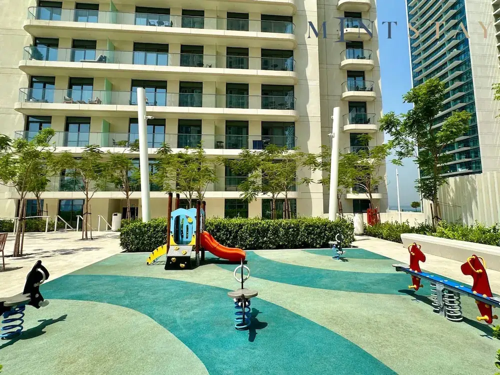 Serene 1BR w Private Palm View Balcony — фото 1