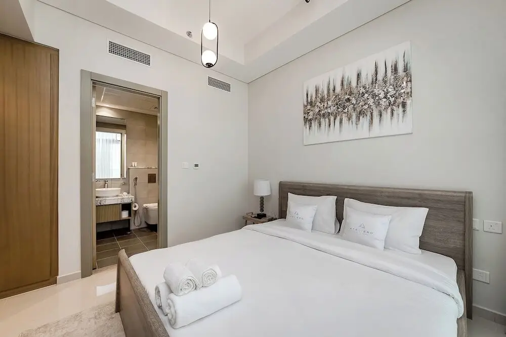 Дубай: Extremely High 2BR in Aykon City Tower