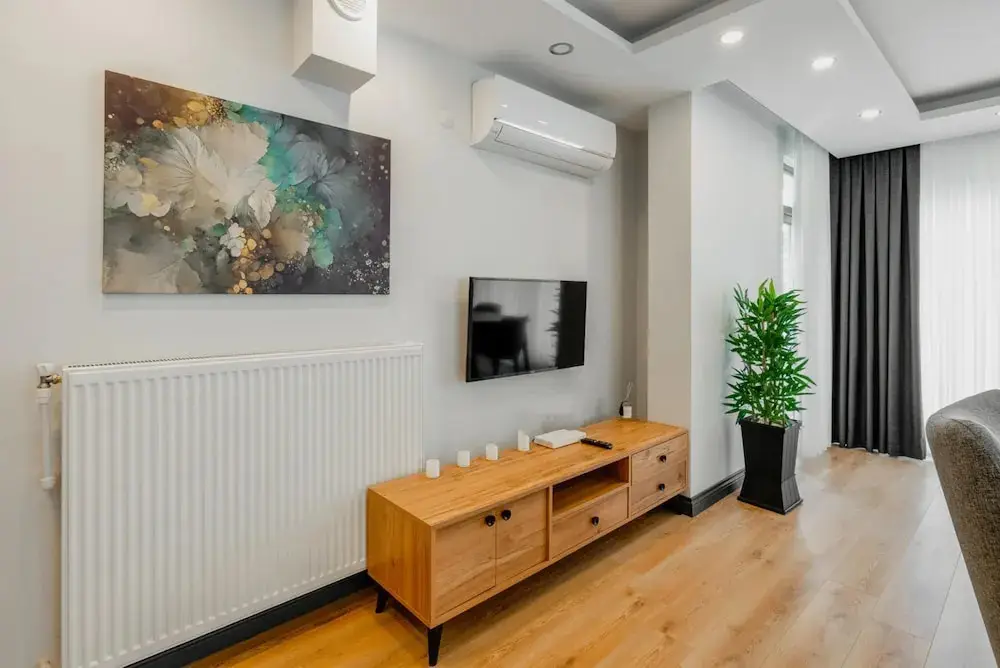 Анталья: Modern Flat w Patio and Garden 5 min to Lara Beach