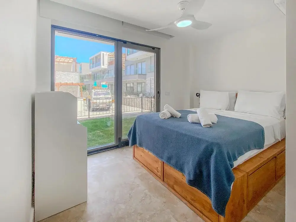 Милас: Sea View House w Balcony 3 min to Beach in Milas