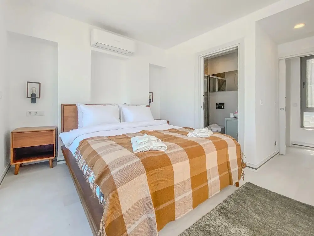 Милас: Sea View House w Balcony 3 min to Beach in Milas