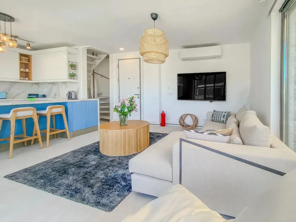Милас: Sea View House w Balcony 3 min to Beach in Milas