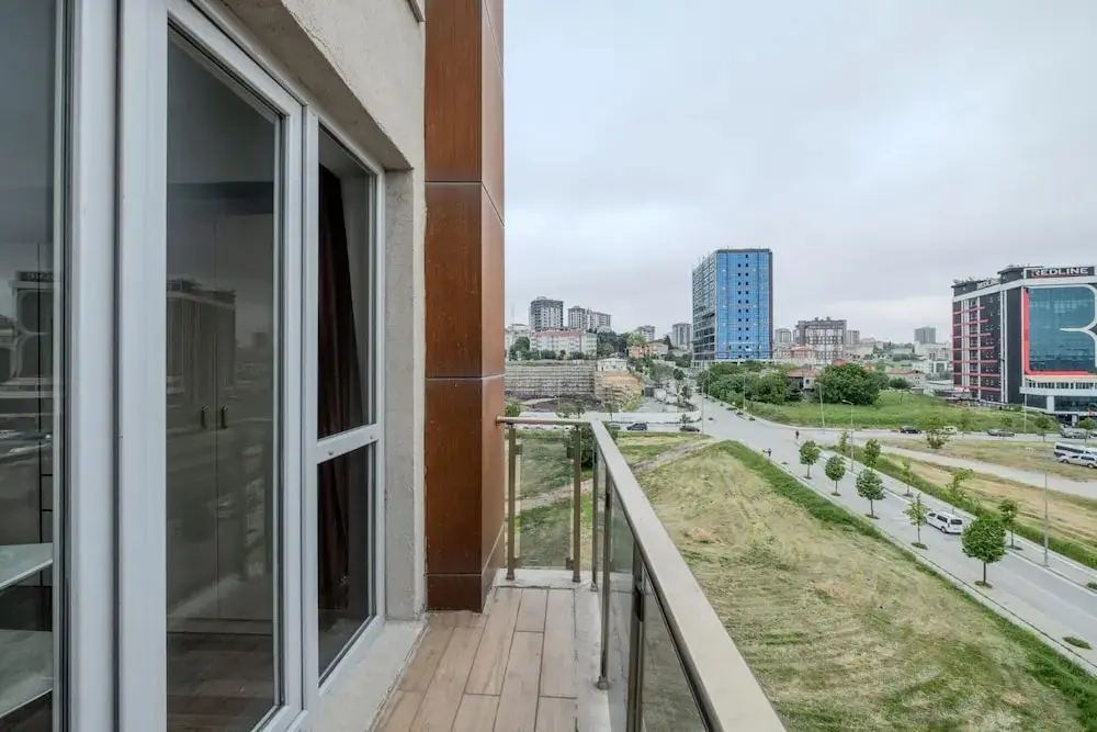 Modern Residence Studio Flat w Balcony in Bagcilar — фото 1