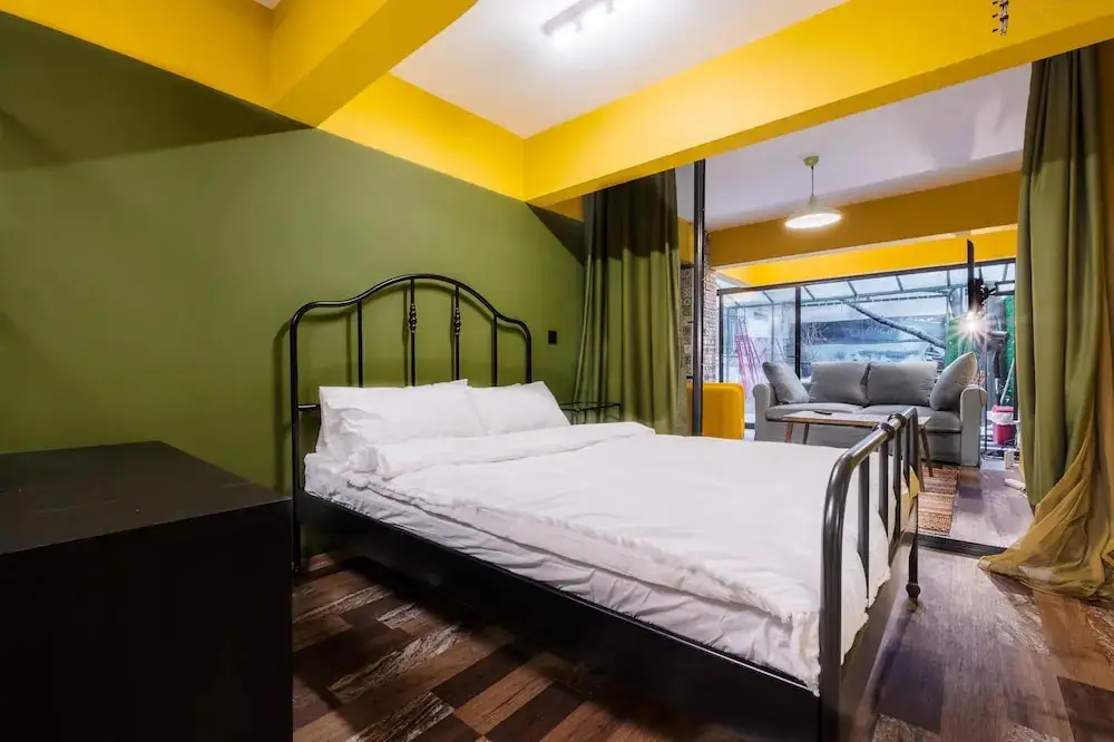 Стамбул: Flat w Jacuzzi and Backyard 6 min to Kadikoy Coast