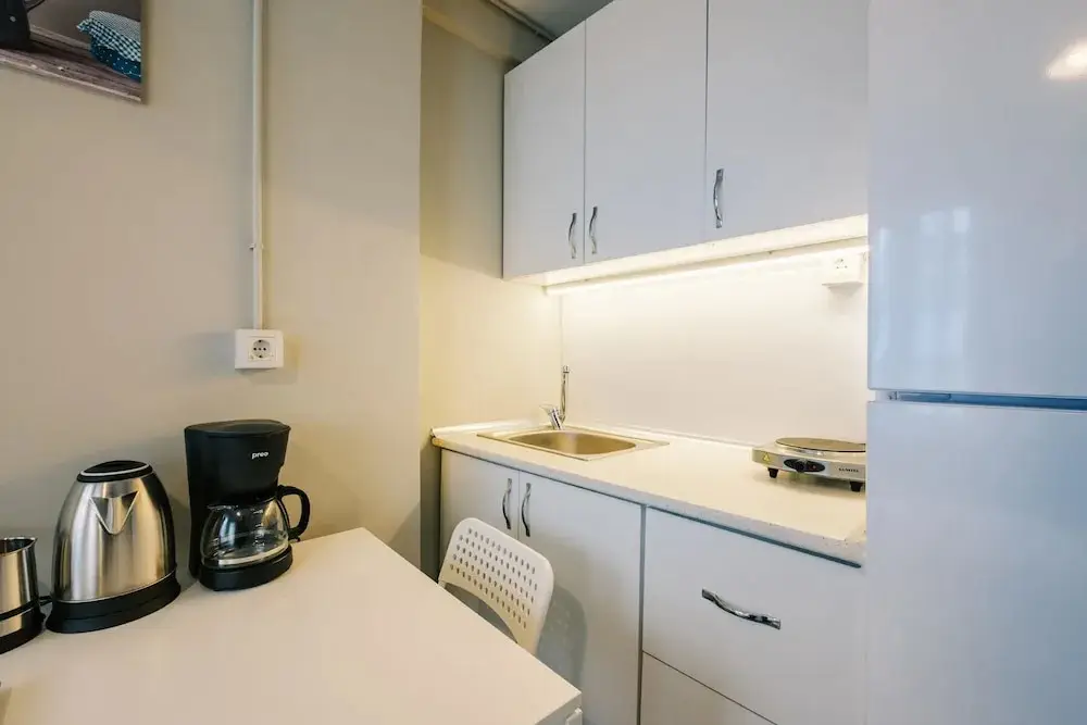 Стамбул: Studio With a Sea View Balcony in Bakirkoy