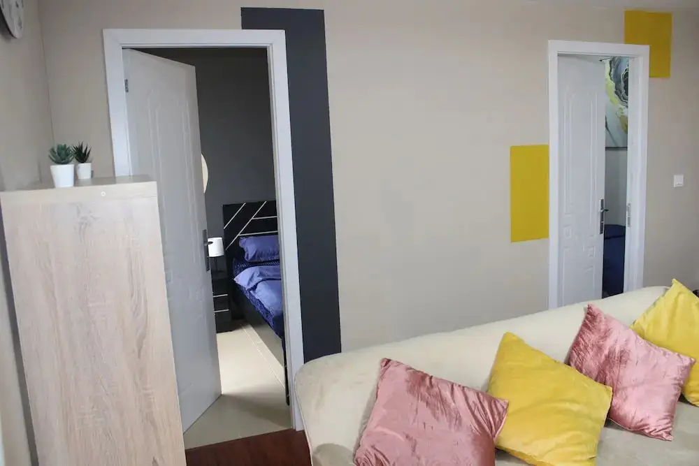 Дубай: Urban Panda Skyview Hostel JBR