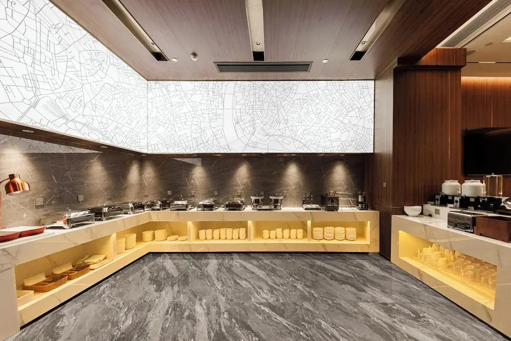 Фошань: Pollton Apartment Foshan