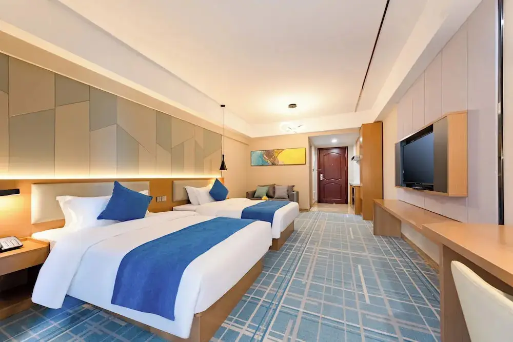 Фошань: Pollton Apartment Foshan