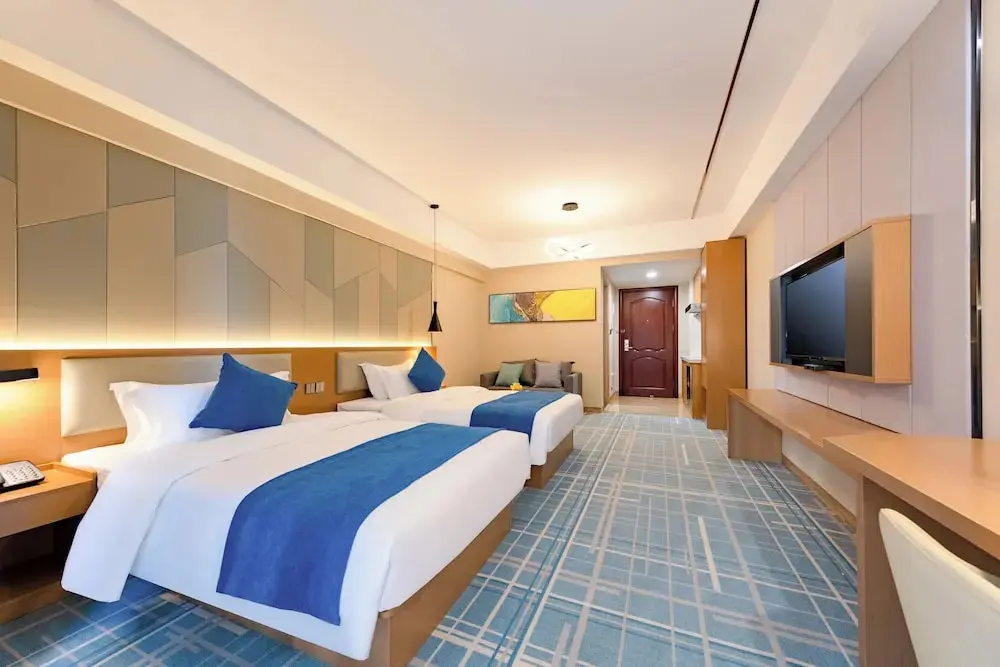 Фошань: Pollton Apartment Foshan