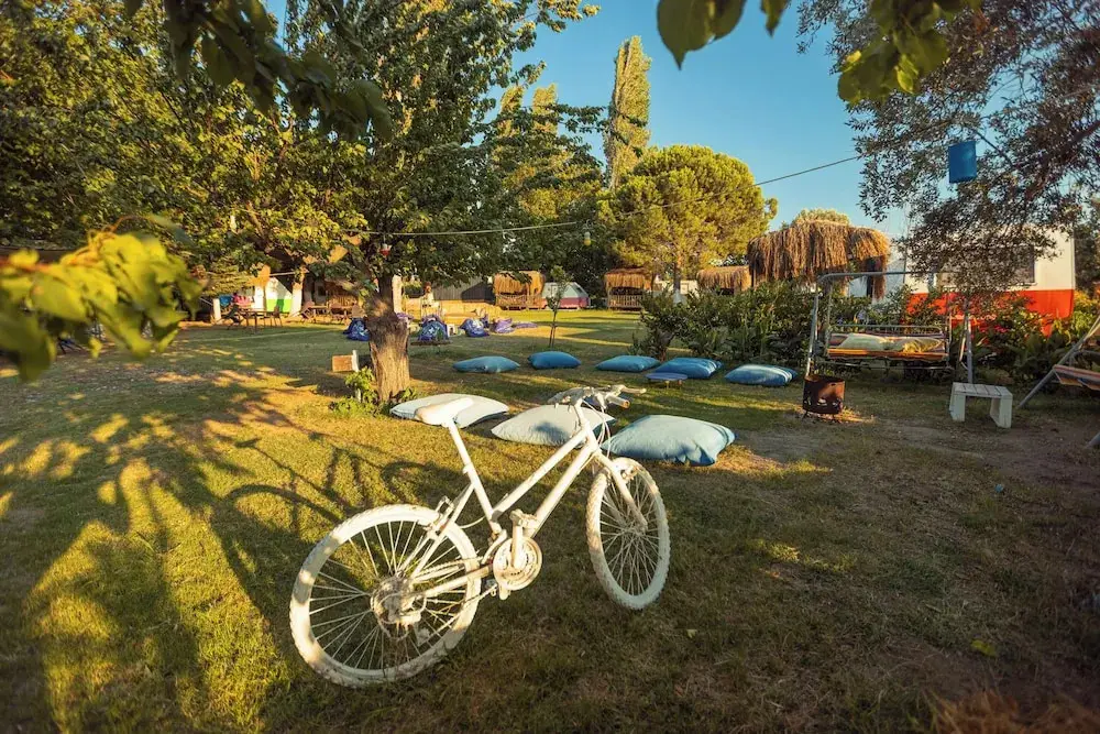 Mona Glamping Caravan Suites — фото 1