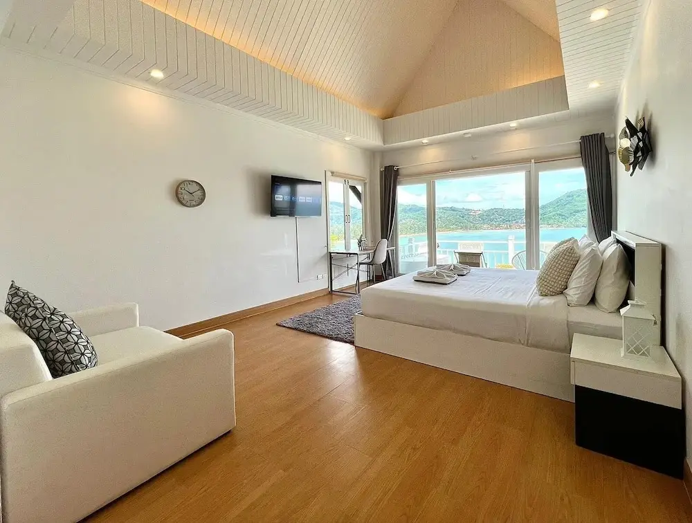 Кату: Moonlight Panorama Ocean Villas by RESAVA