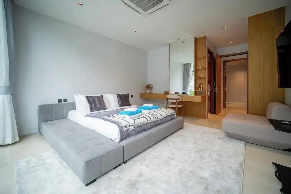 Чонг Тале: Botanica Foresta 4BR Villa by NLA