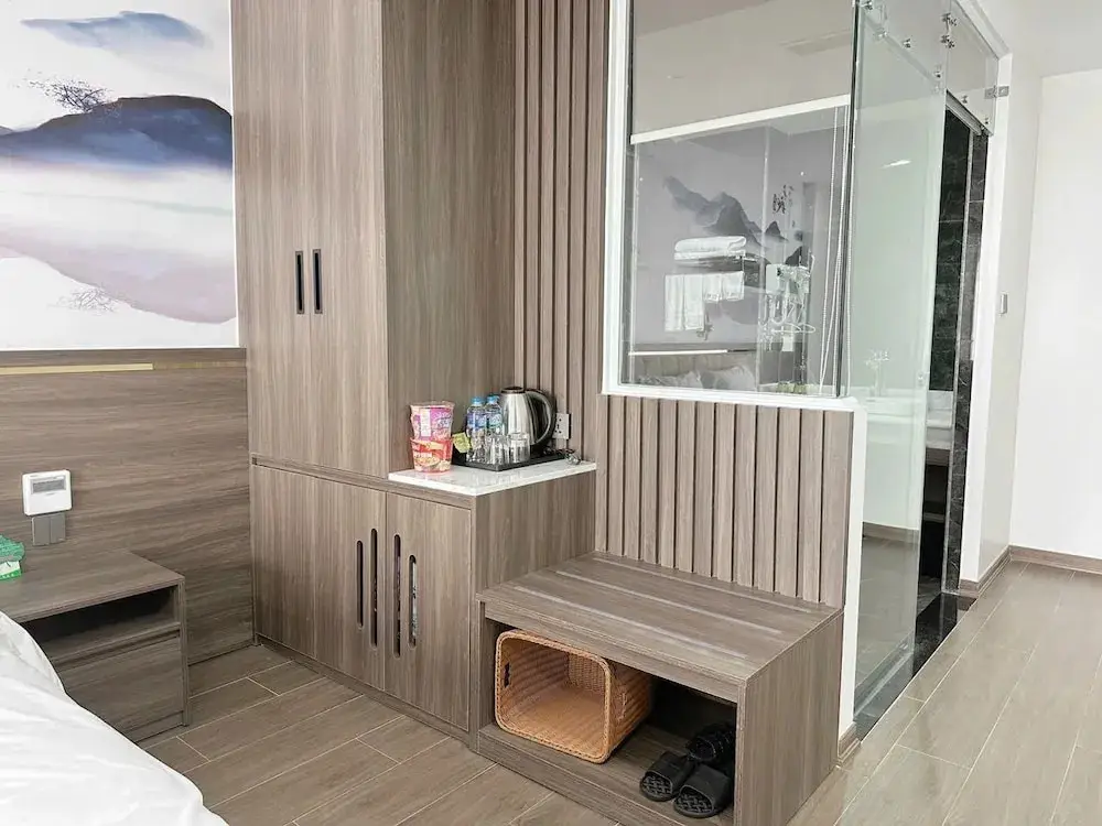 Бакнинь: Luxury Phoenix Hotel 2