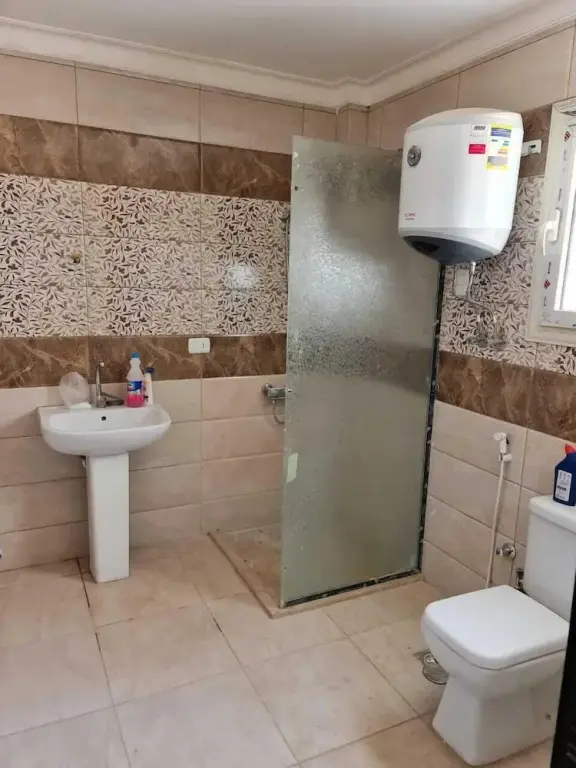 Каир: Lovely 3-Bedroom Apartment Maadi
