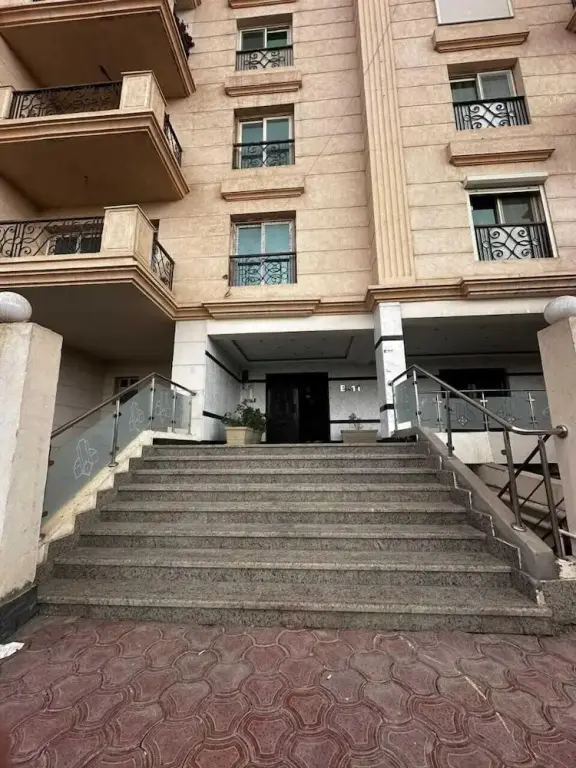 Каир: Lovely 3-Bedroom Apartment Maadi