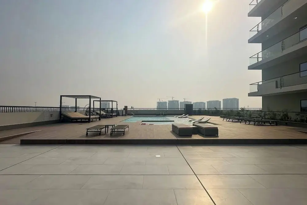 Waves - Stylish 1BR Close to IMG World & Global Village — фото 1