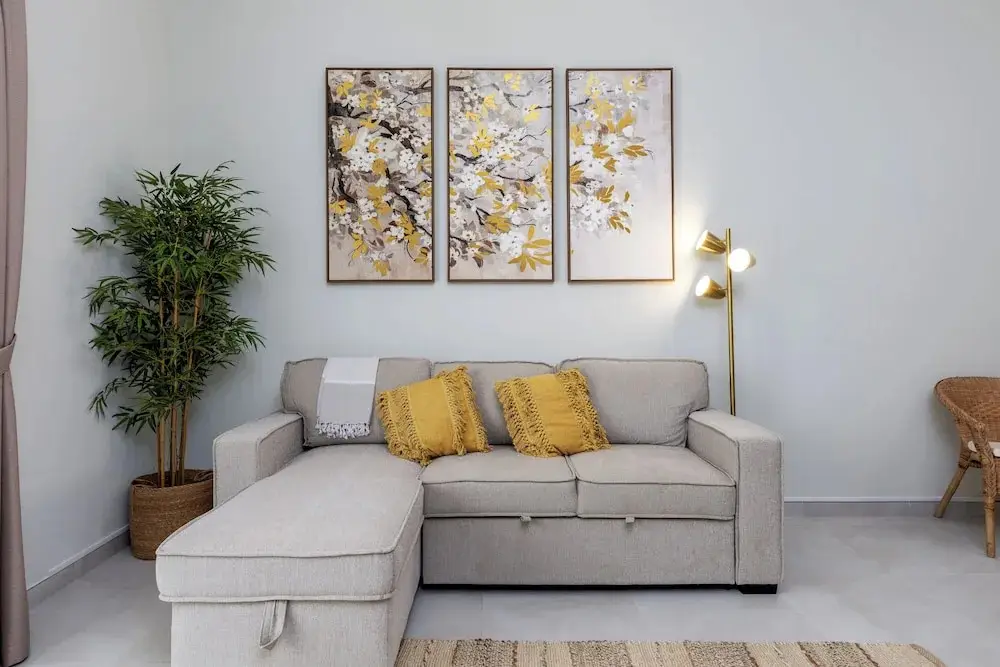 Дубай: Waves - Stylish 1BR Close to IMG World & Global Village