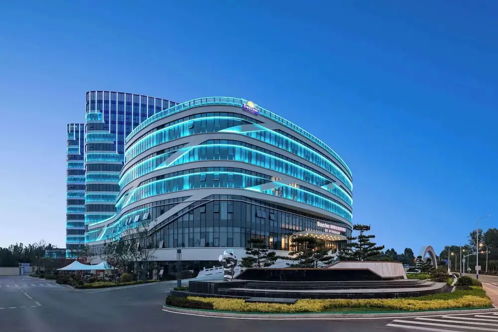Days Inn By Wyndham Linyi Yihe New Area — фото 1