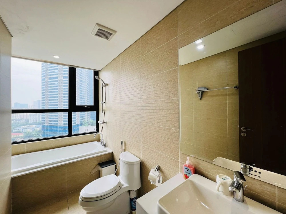 Ханой: TIL - Vinhomes Skylake Elegance Suites