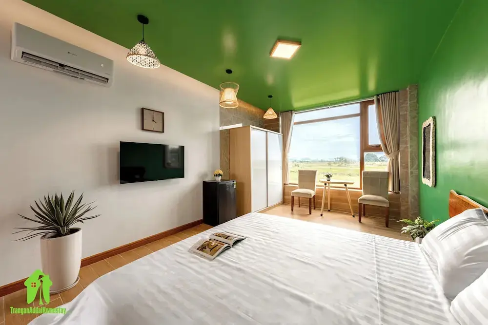 Хоа Лу: Room in House - Trang An Ao Dai Homestay - Triple Room With Field View - Bich Dong Room