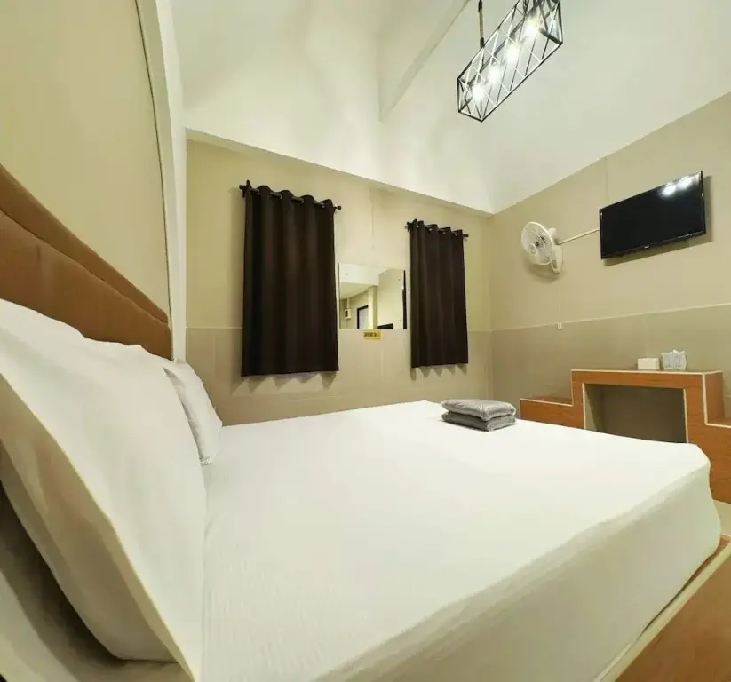 Утхай: OYO 75522 Classroom Resort Ayutthaya