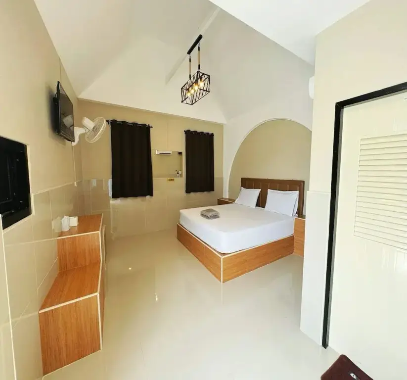 Утхай: OYO 75522 Classroom Resort Ayutthaya