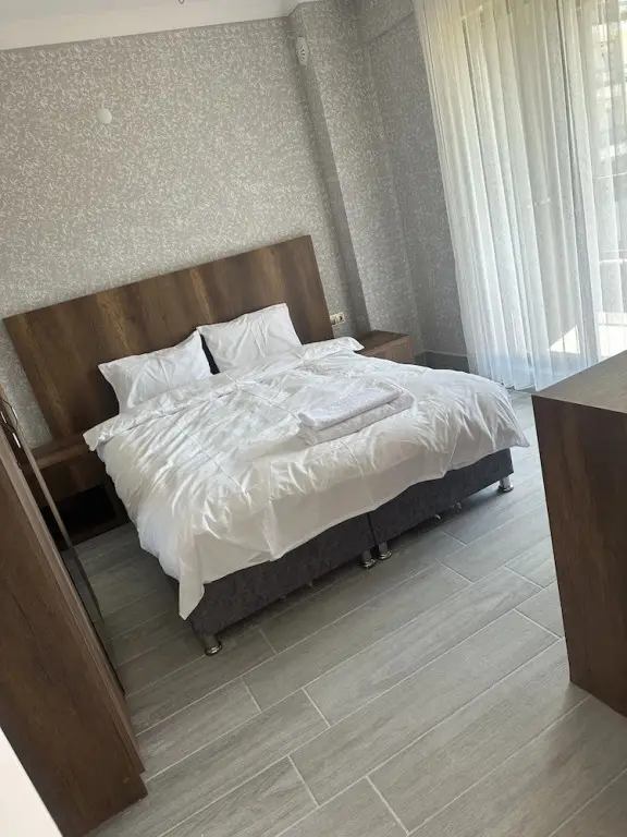 Бартын: ege suit Otel