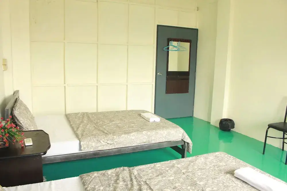 Бангкок: LZ Hostel