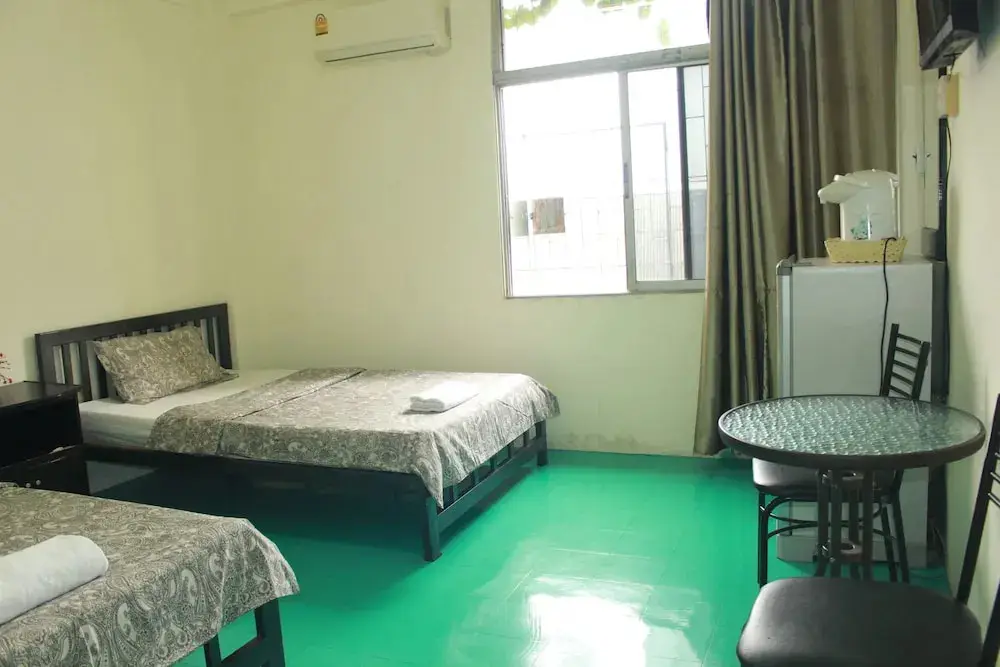 Бангкок: LZ Hostel