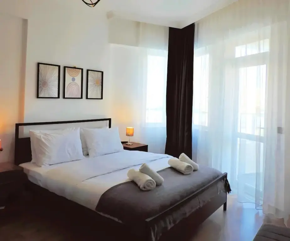 Аксу: Chic Flat 10 min to Lara Beach in Antalya
