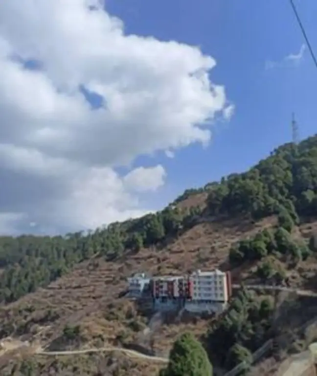 Наинитал: BRIKitt Tranquil Himalayan 2BHK Getaway, South Gola Range
